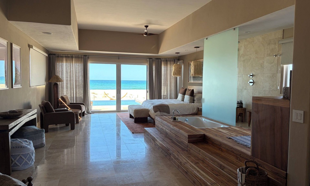 La Ribera Villa | Beautiful Beach front Villa