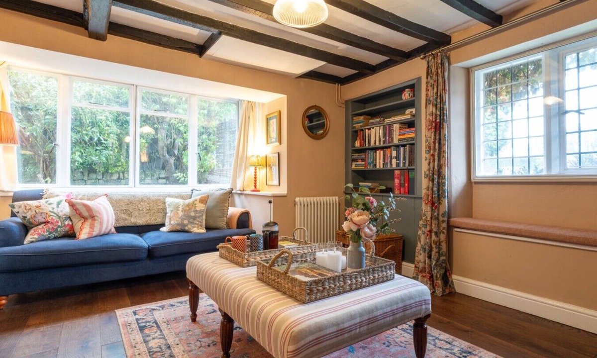 Bourton-on-the-Hill Cottage | Beautiful 2 Bedroom Cottage in the Cotswolds