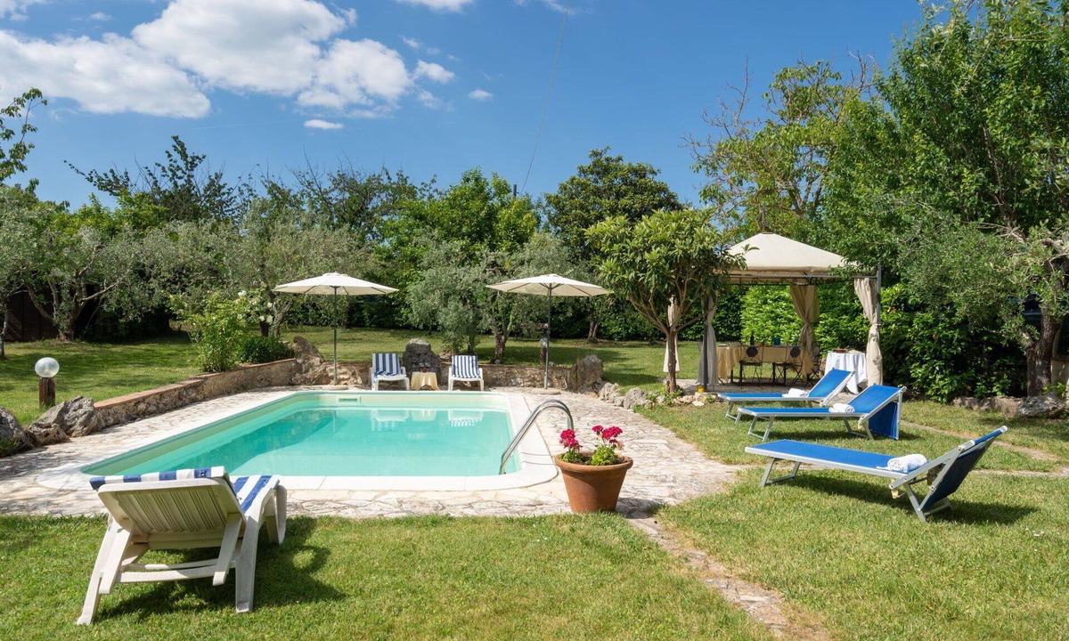 San Gimignano House | Beautiful private villa for 8 guests with private pool, WIFI, TV, terrace and pets allowed