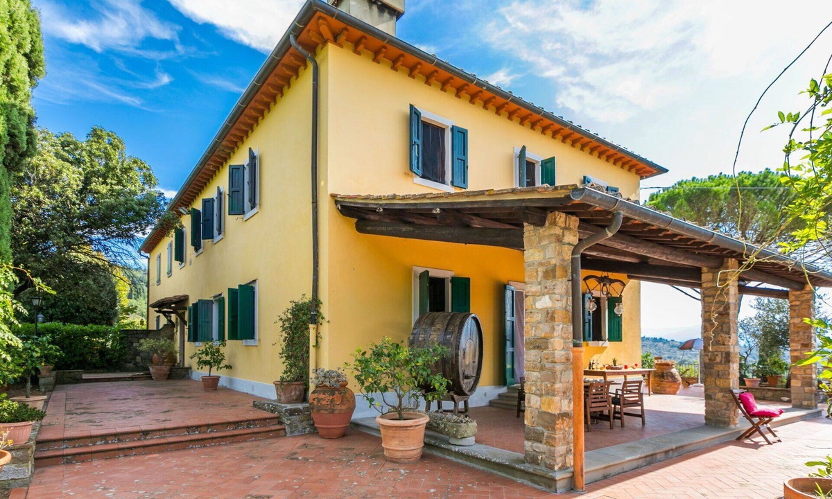 Pontassieve Villa | Beautiful private villa for 10 guests with WIFI, TV, terrace and panoramic view