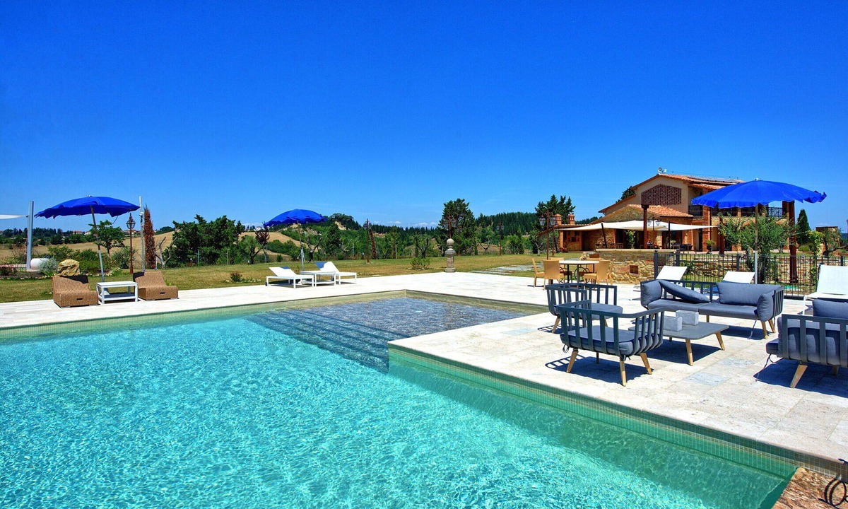 Peccioli Villa | Beautiful private villa with private pool, A/C, hot tub, WIFI, patio and panoramic view