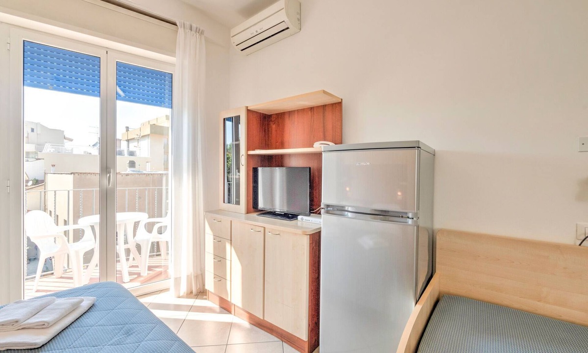 Rivabella Apartment | Belvilla by OYO Modern Apartment with Balcony