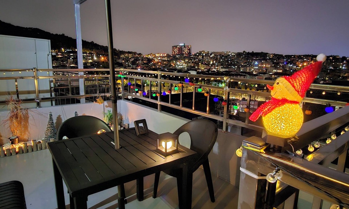 Seocho-gu House | [Binsheim HBC-201] Party & Relaxation on Namsan's best night view Rooftop