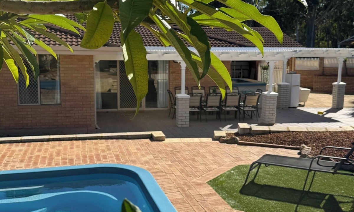 City Centre House | Blue Lake family retreat