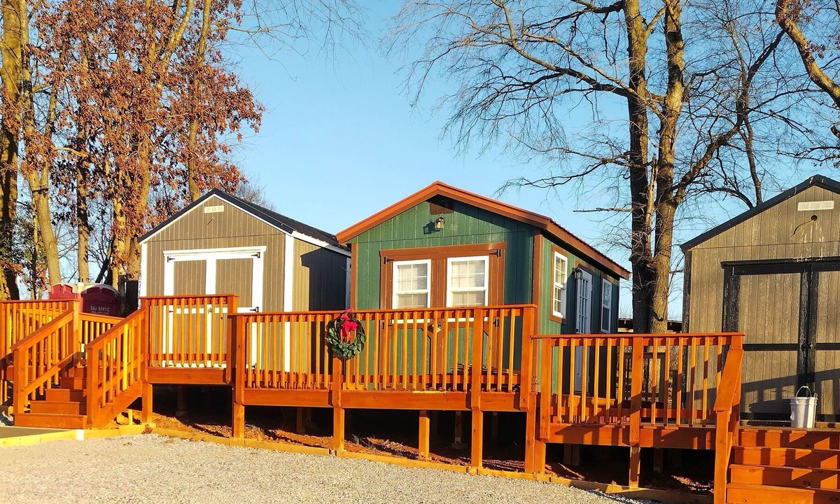 Ronda Cottage | Blue Ridge Mountain Wine Country Tiny House Village