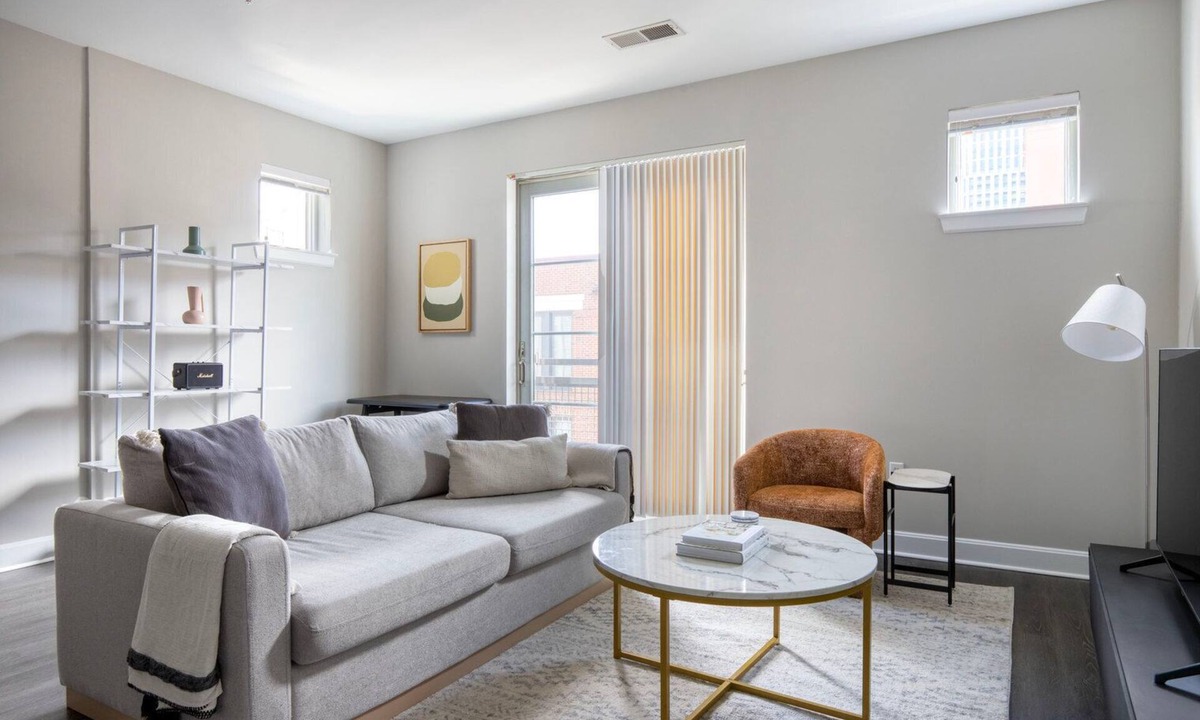 Bethesda Apartment | Blueground | Bethesda, fitness center, nr Cabin John Park