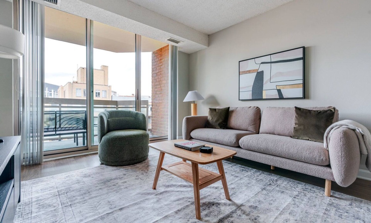 Connecticut Ave - K Street Apartment | Blueground | Connecticut Ave/K Street, rooftop, nr Lincoln Memorial