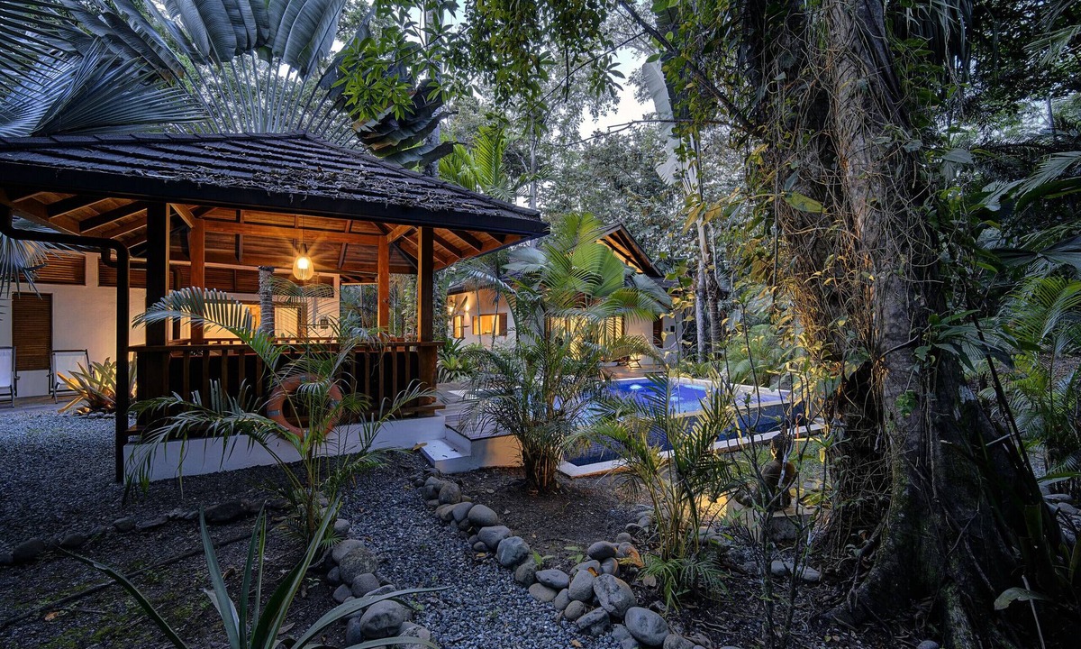 Chiguata Ski Chalet | Bodhi&Nirvana Houses. Tropical houses balinese style
