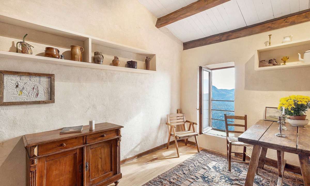 Berzi House | BODYnSOUL - Silent View