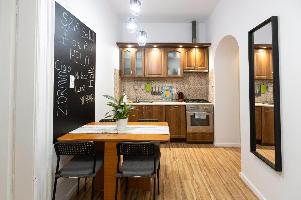 Csarnok negyed Apartment | Boho Flamingo Apartment