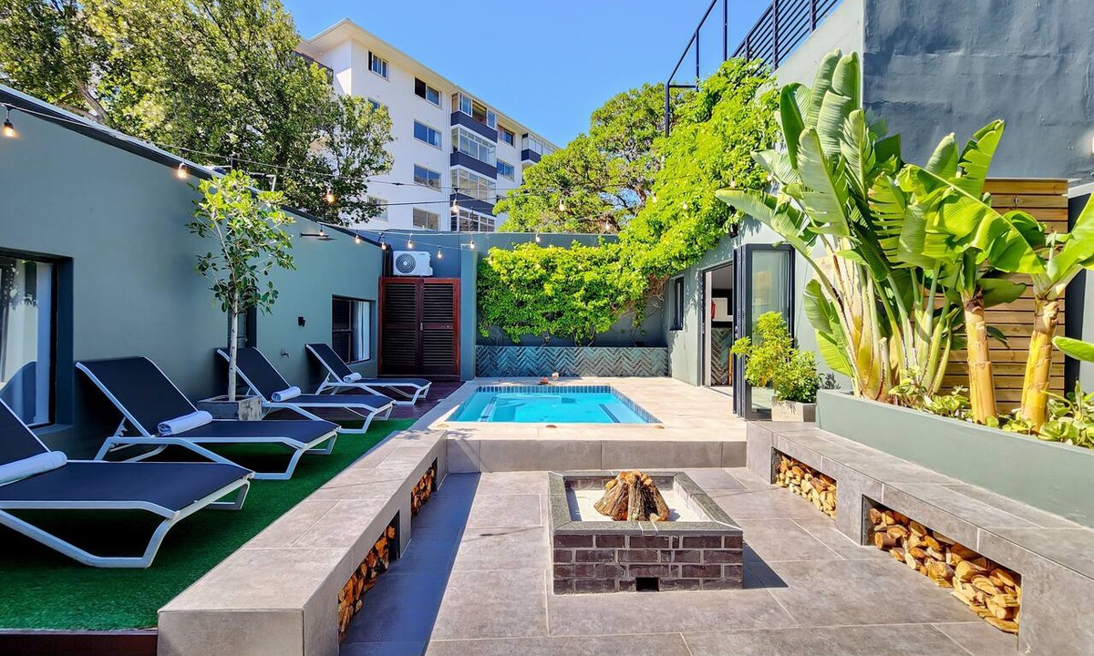Cape Town City Centre House | Botanica - Sunny villa ideal for large groups