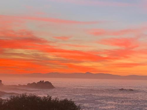 Westcliff House | Boutique Ocean Views Guesthouse