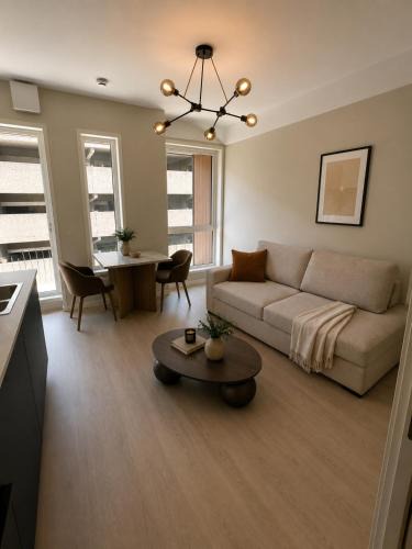 Drammen Apartment | Bragernes Torg Apartment with Rooftop Terrace