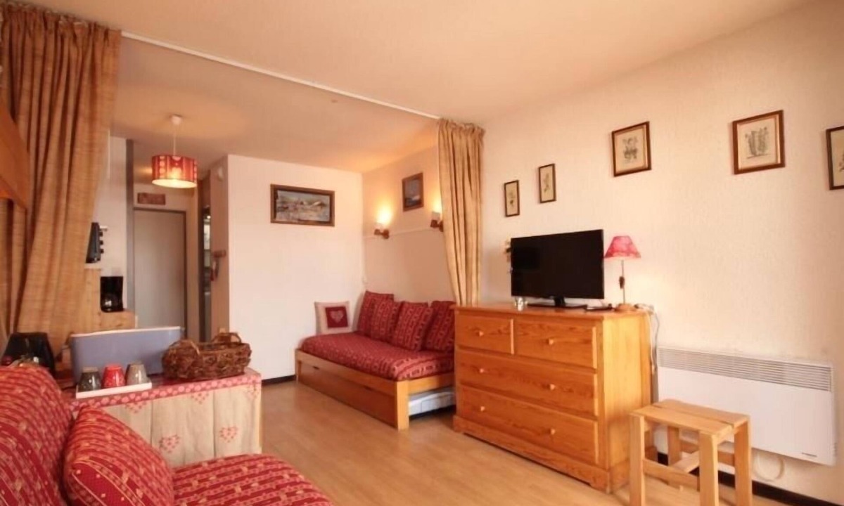 Les Saisies Apartment | Bright studio with south balcony, pets allowed