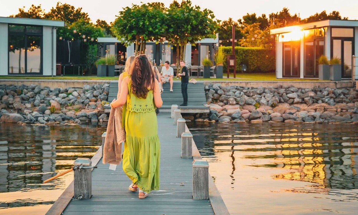 Bovenkarspel Resort | Broekerbaai – Exklusives Luxus-Beach House für Gruppen direkt am Markermeer