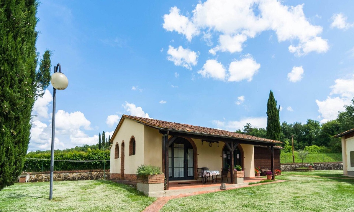 Bucine Apartment | Bucine Hideaway with Pool