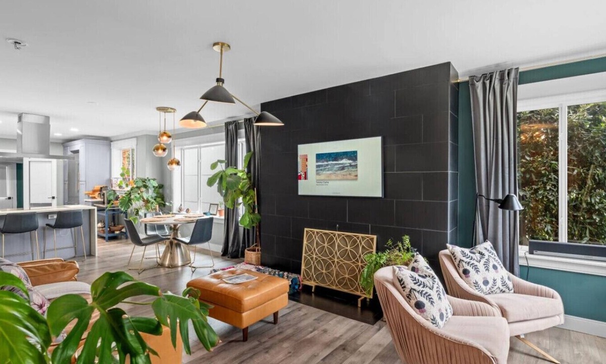 Whittier Heights House | Casa Ballard - Entire Renovated Home with Patio, Deck & Private Basement