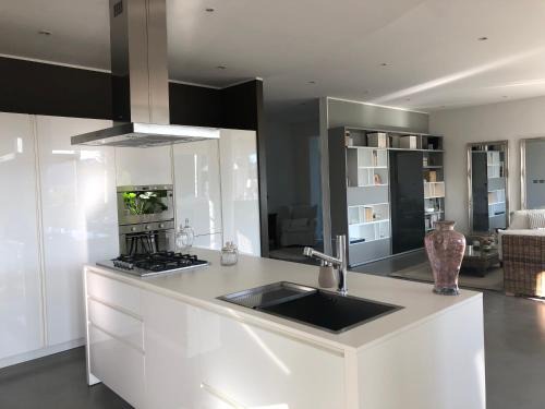 Borgonuovo Apartment | Casa Carla La Suite, con vista del verde dei Colli Bolognesi
