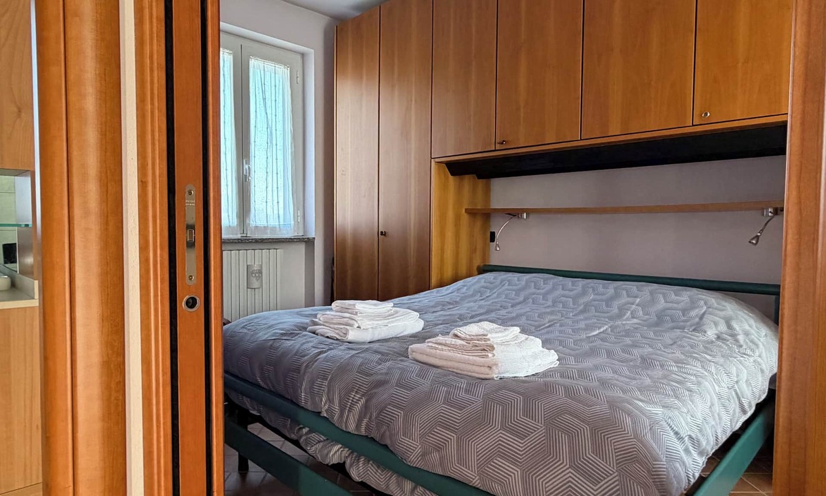 Varzi House | Casa dei Gufi - Two Bedroom House, Sleeps 3