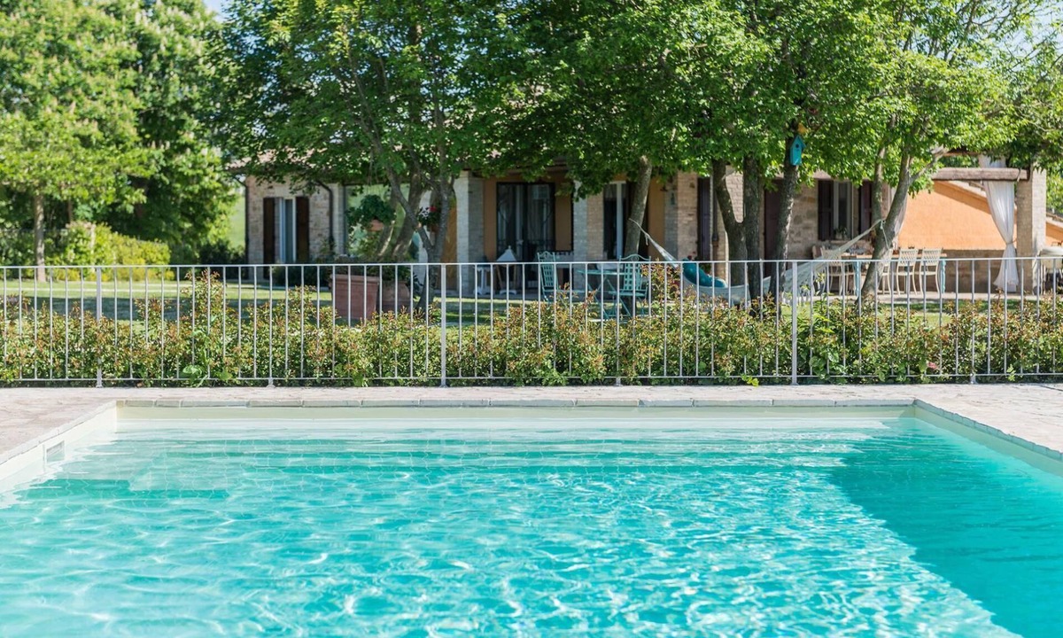 Fermignano Villa | Casa Emanuela - Private villa, 4 bedrooms, pool, A/C, wifi, pets, Marche