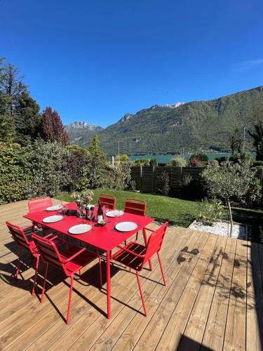 Chaparon House | Casa Recto, au bord du lac d'Annecy avec vue
