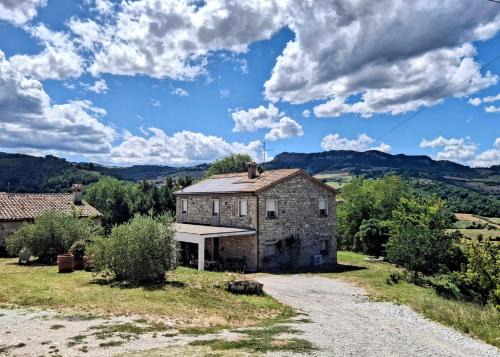 San Leo Apartment | Casa Vitiolo - parte grande