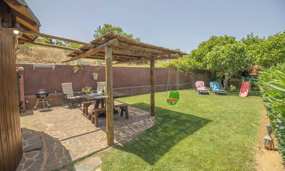 Telheiro Cottage | Casinha do Quinteiro - Relax to the sound of birds
