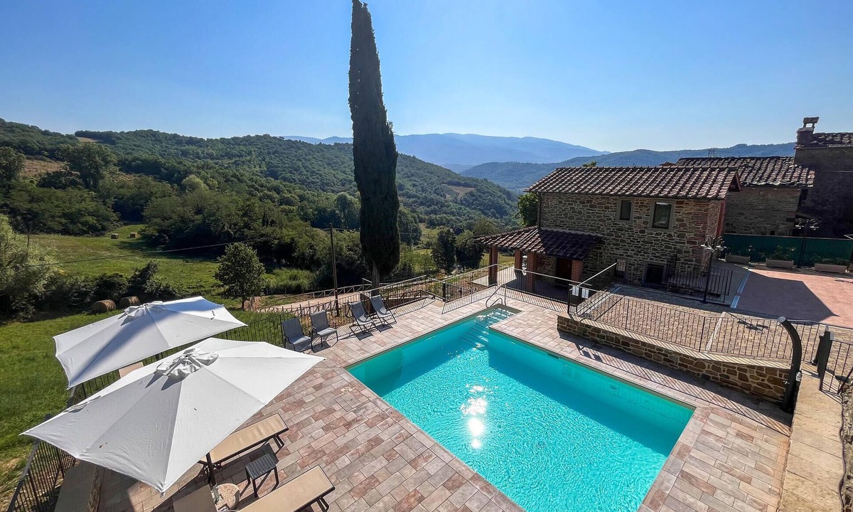 Castel Focognano Apartment | Castagno-Gemme del Casentino