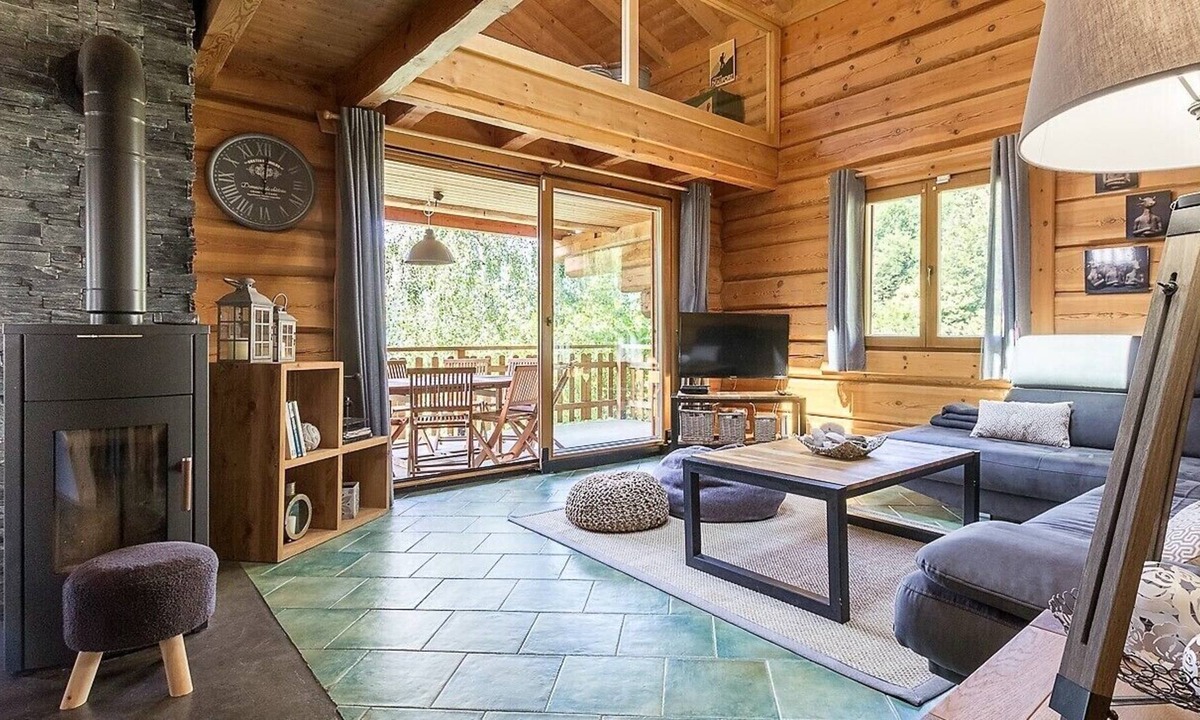 Queige Ski Chalet | Chalet Dobeliou, Savoie Mont Blanc - Northern Alps, Beaufortain starts here!