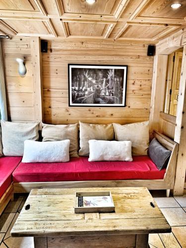 Notre-Dame-de-Bellecombe Ski Chalet | Chalet Marie Claire