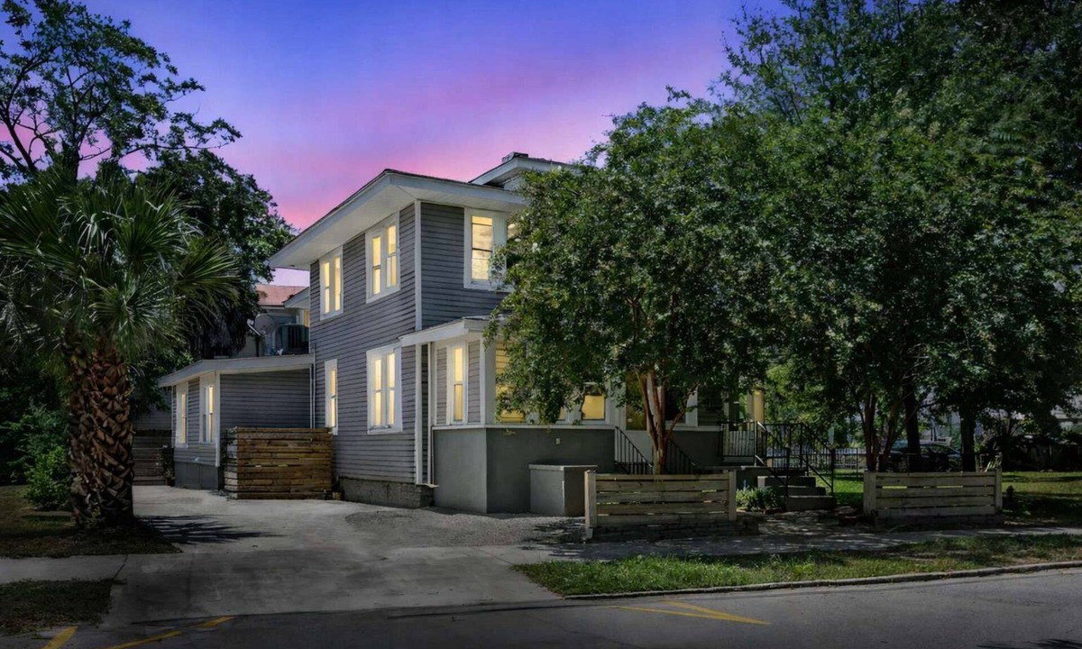 Westside House | Charleston Charm - Downtown - 4 Bedroom