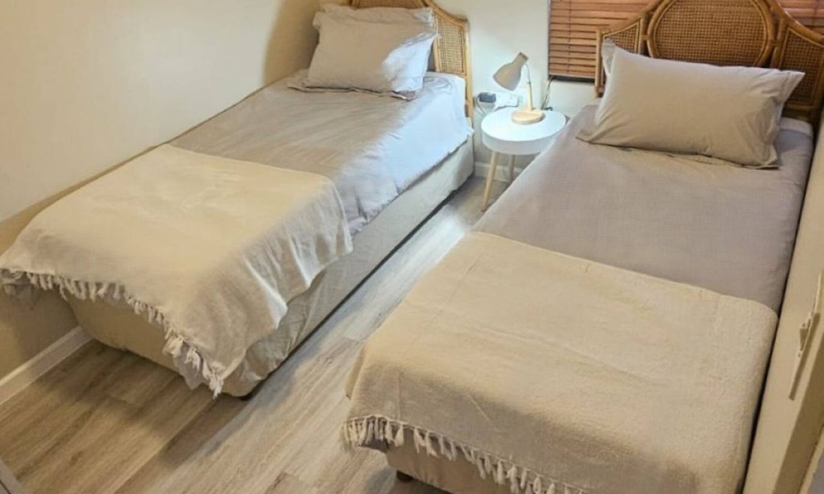 Lagoon Beach Apartment | Charming 2-bedroom apartment with direct Beach access
