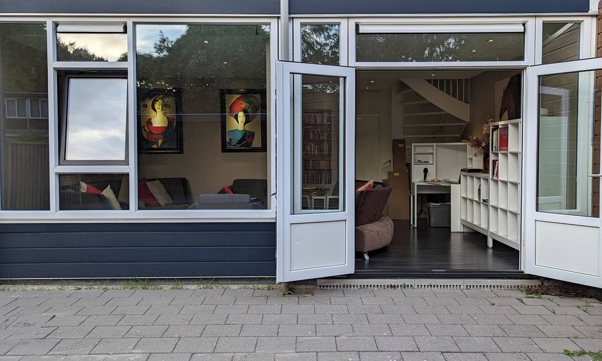 Lelystad House | Charming 3-bedroom townhome in Lelystad perfect for your getaway.