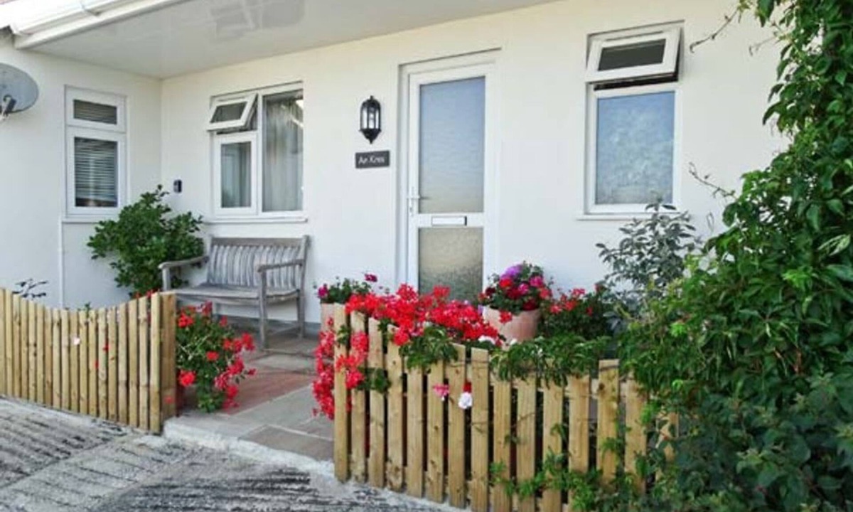 Mevagissey Apartment | Charming An Kres Cottage in Mevagissey