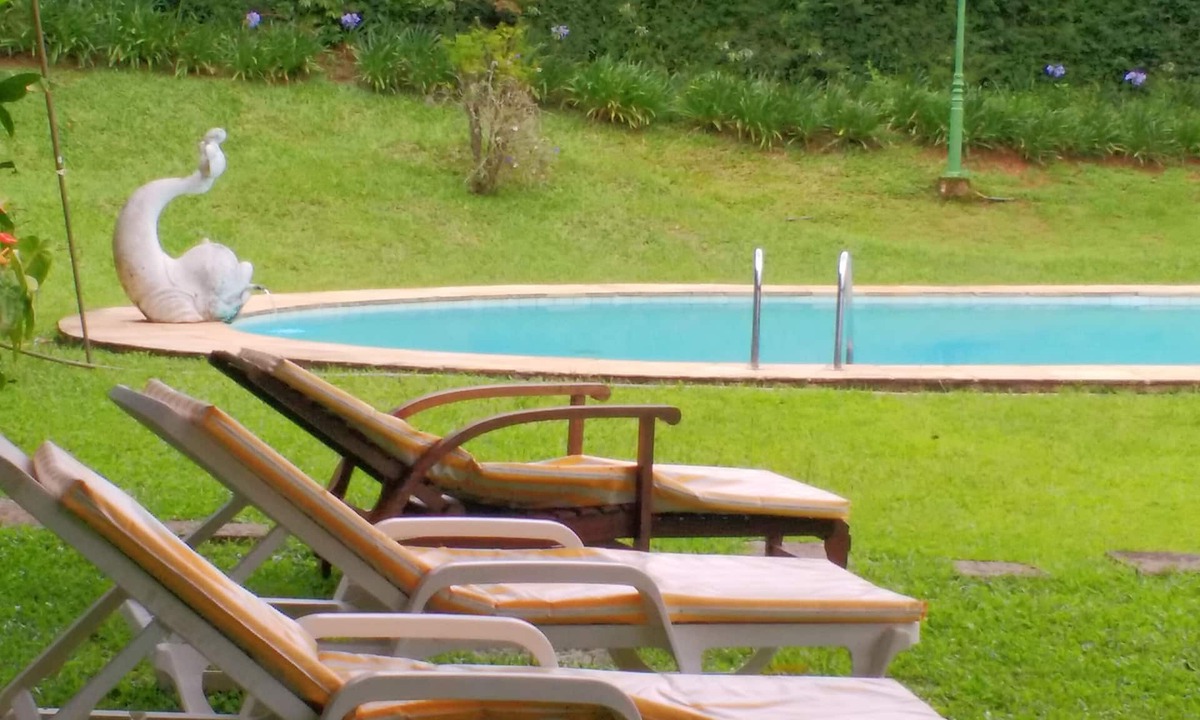 Araras Ski Chalet | Charming chalets in Araras with pool, sauna and mountain views.