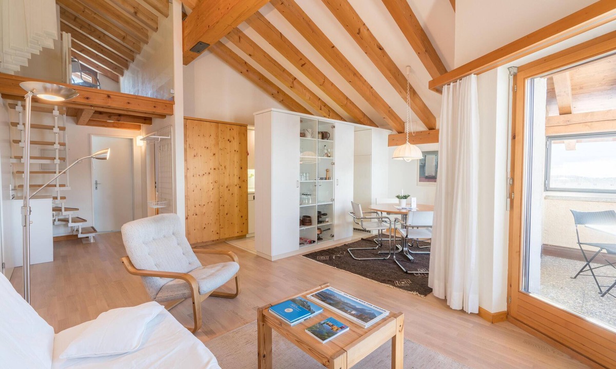 Sils-Maria Apartment | Chesa Cravunera – Penthouse with a loft and mountain views