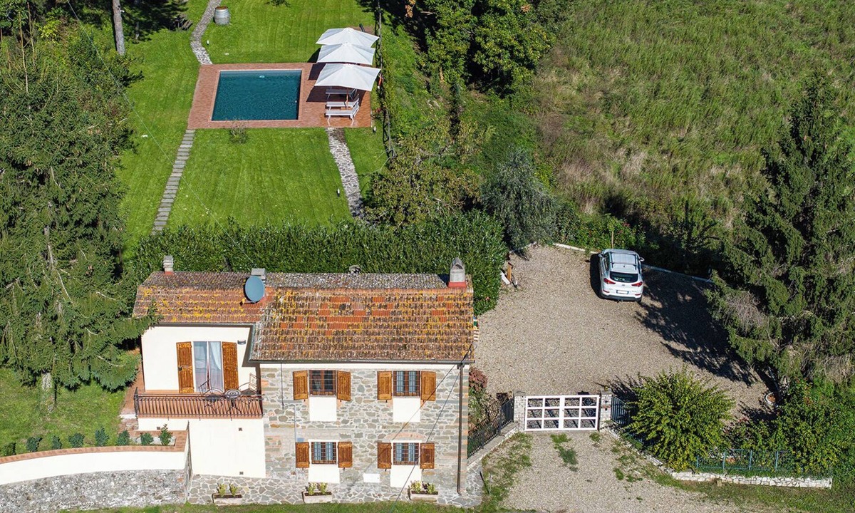 Lucolena Villa | Chianti Villa Chicco, private swimming pool with large garden, bbq, car parking