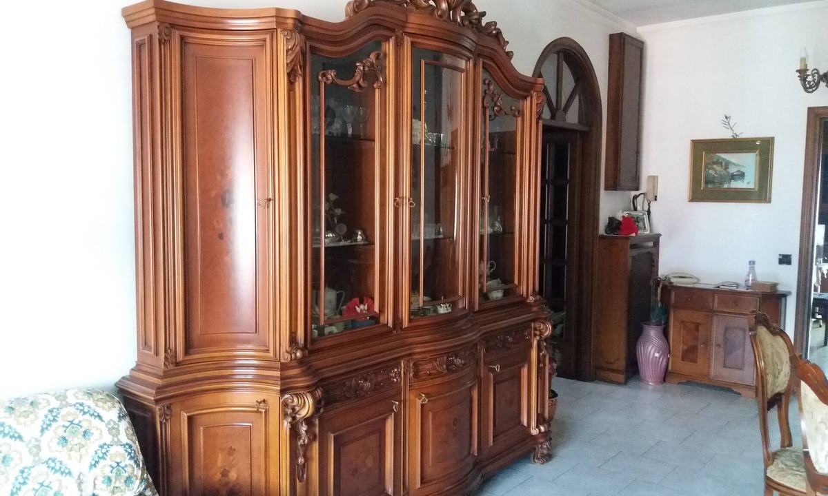 Piacenza Apartment | CLASSIC APARTMENT WITH 2 LARGE ROOMS AND 2 BALCONIES