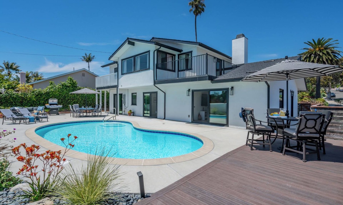 The Mesa House | Coastal Escape - Luxury Beach Living on the Mesa