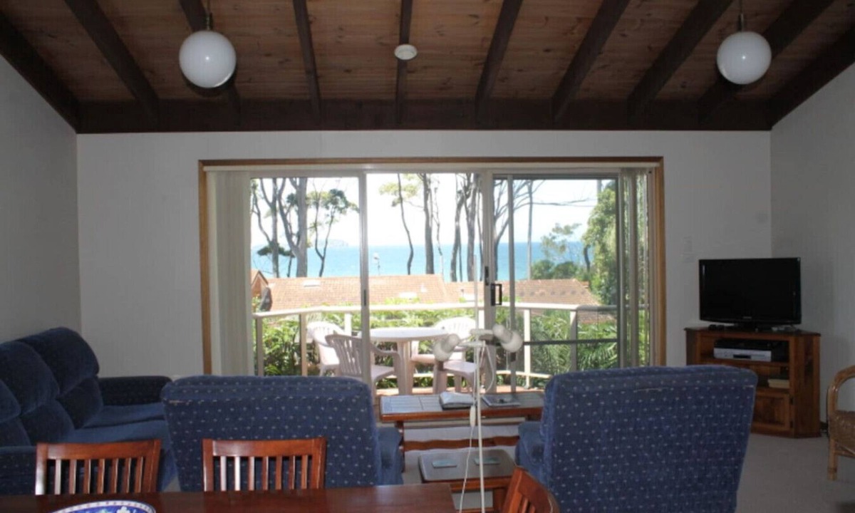 Denhams Beach Apartment | Coastal Retreat Unit 5