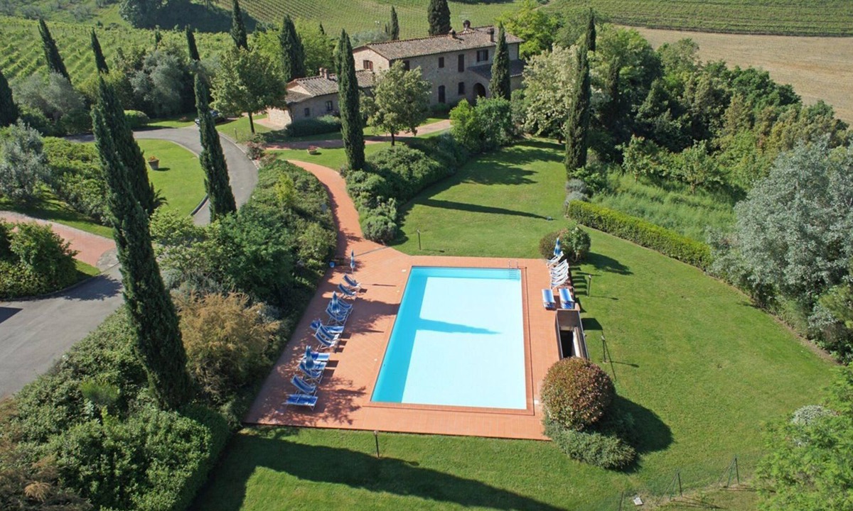 Montaione Apartment | Colline 2 - Holiday Rental in Country house with swimming pool near San Gimignano, Tuscany