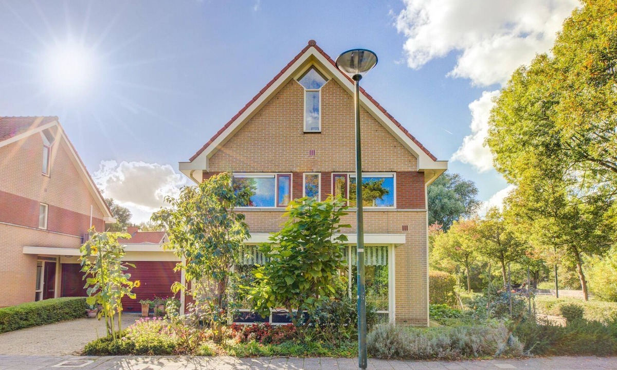 Hoorn House | Comfy holiday home in Hoorn with French balcony