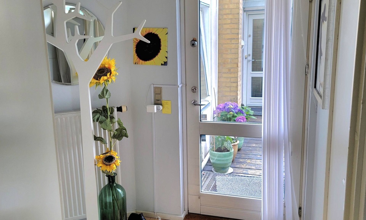 Naerum Condo | Copenhagen, minutes to Beautiful Naerum forest view 1 studio, relaxing stays