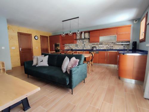 Les Almes Apartment | COSY EDEN SKI - Luxueux appartement T4 skis aux pieds à Tignes 2100