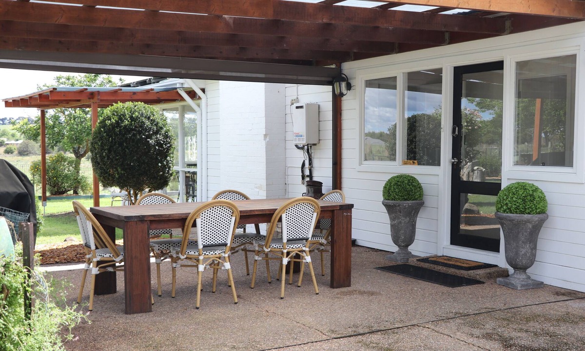 Braidwood House | Cosy farmhouse in Braidwood
