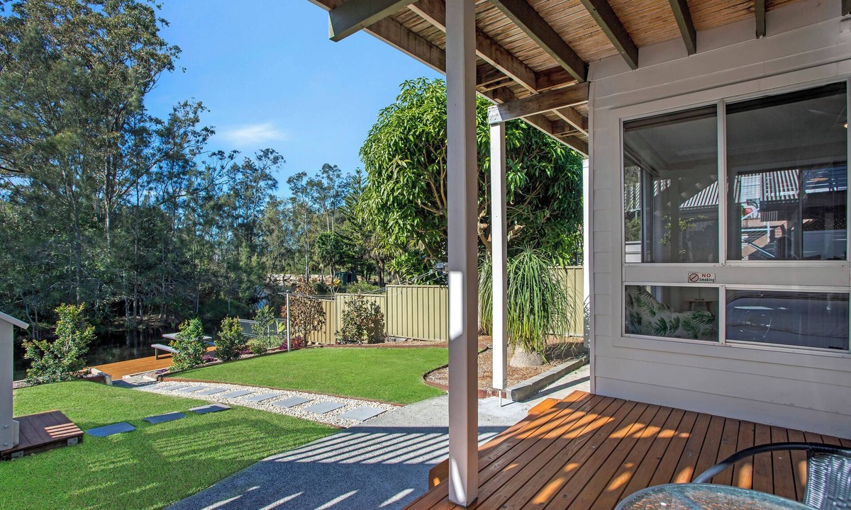 Umina Beach Apartment | Cosy Renovated 2 Bed cottage on the water
