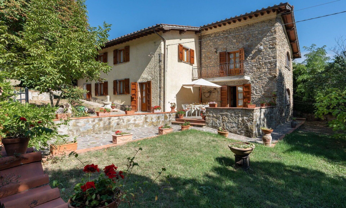 Dicomano House | Country House/Farm House in Corella with 4 bedrooms sleeps 8