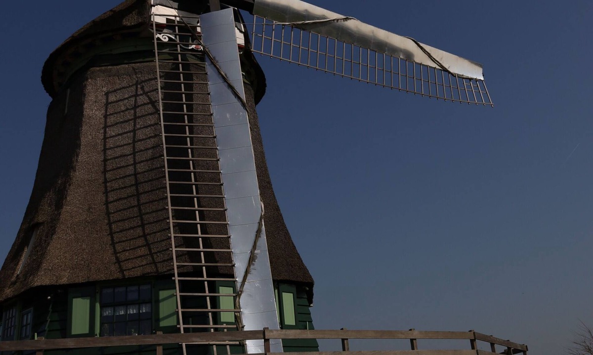 Hensbroek Ski Chalet | Cozy chalet on a holiday park near Alkmaar