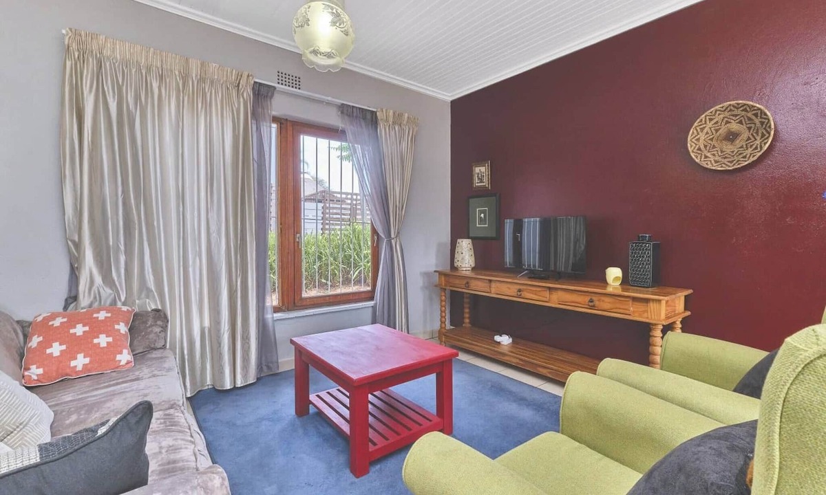 Greater Johannesburg Metropolitan Area Apartment | Cozy Two Bedroom Escape