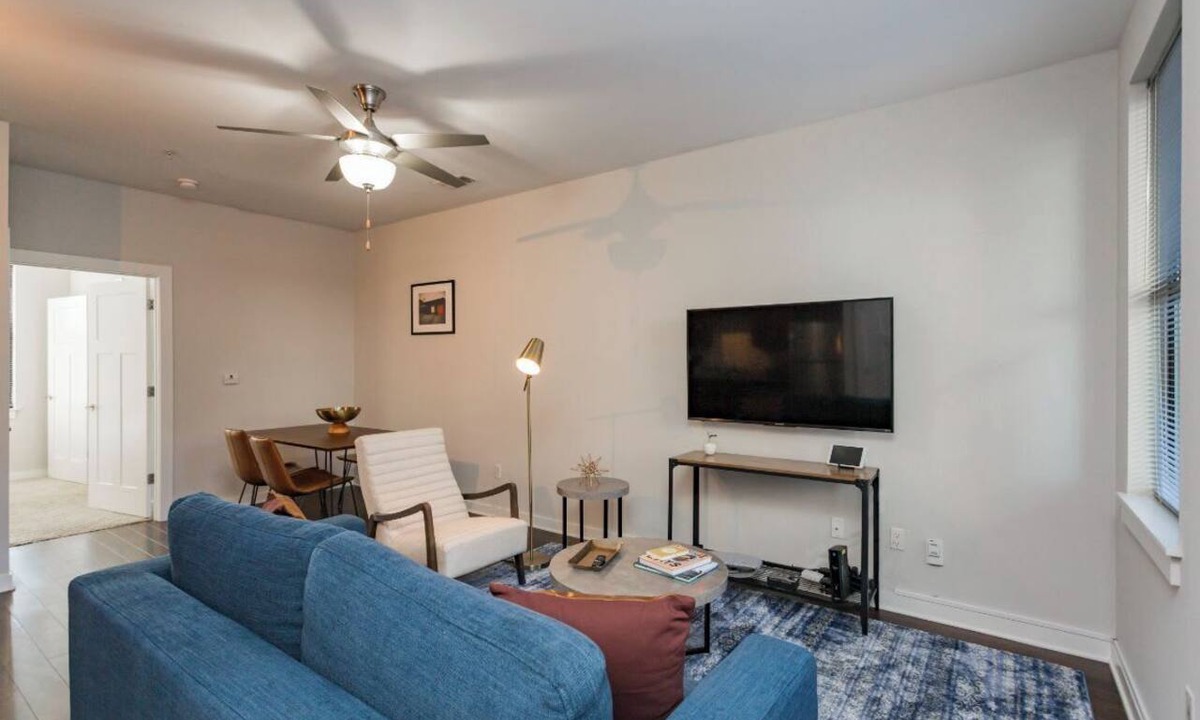 Music Row Apartment | CozySuites Music Row Alluring 1BR Nashville! 58